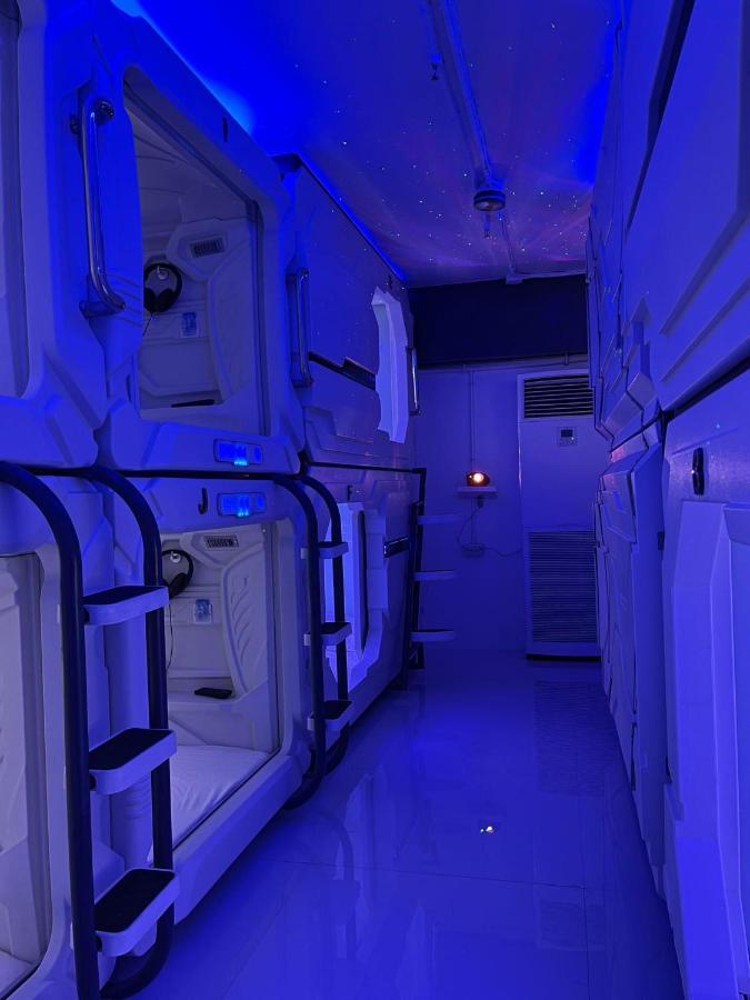 Bmax Spacepods Sleep In Space - 4Mins From Mactan Airport 막탄 외부 사진