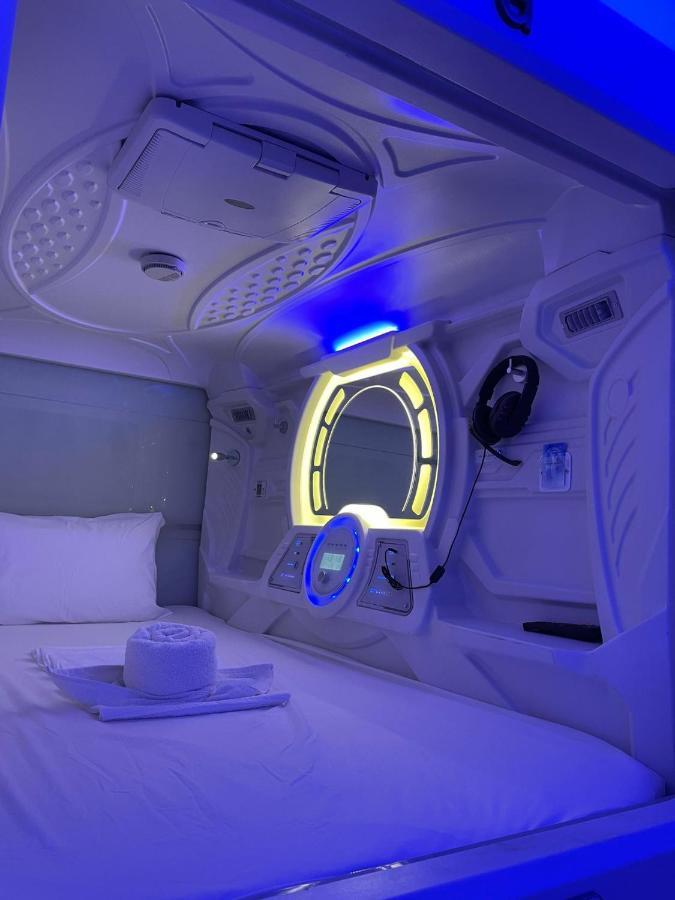 Bmax Spacepods Sleep In Space - 4Mins From Mactan Airport 막탄 외부 사진